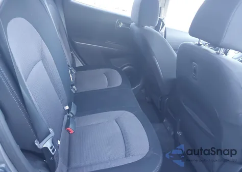 2013 Nissan Rogue Sv z USA, uszkodzony, nr VIN JN8AS5MV4DW622674